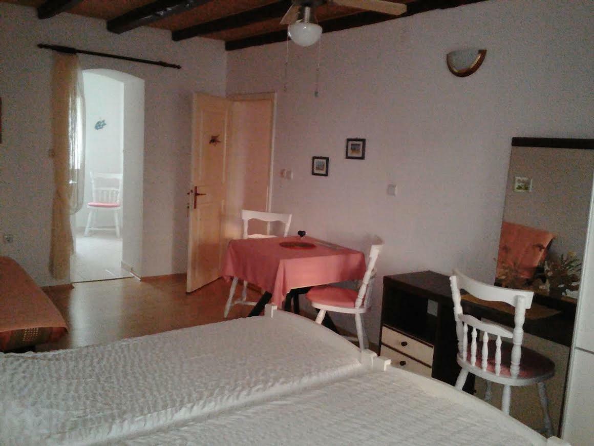 Apartments Lovor Silba Exterior foto