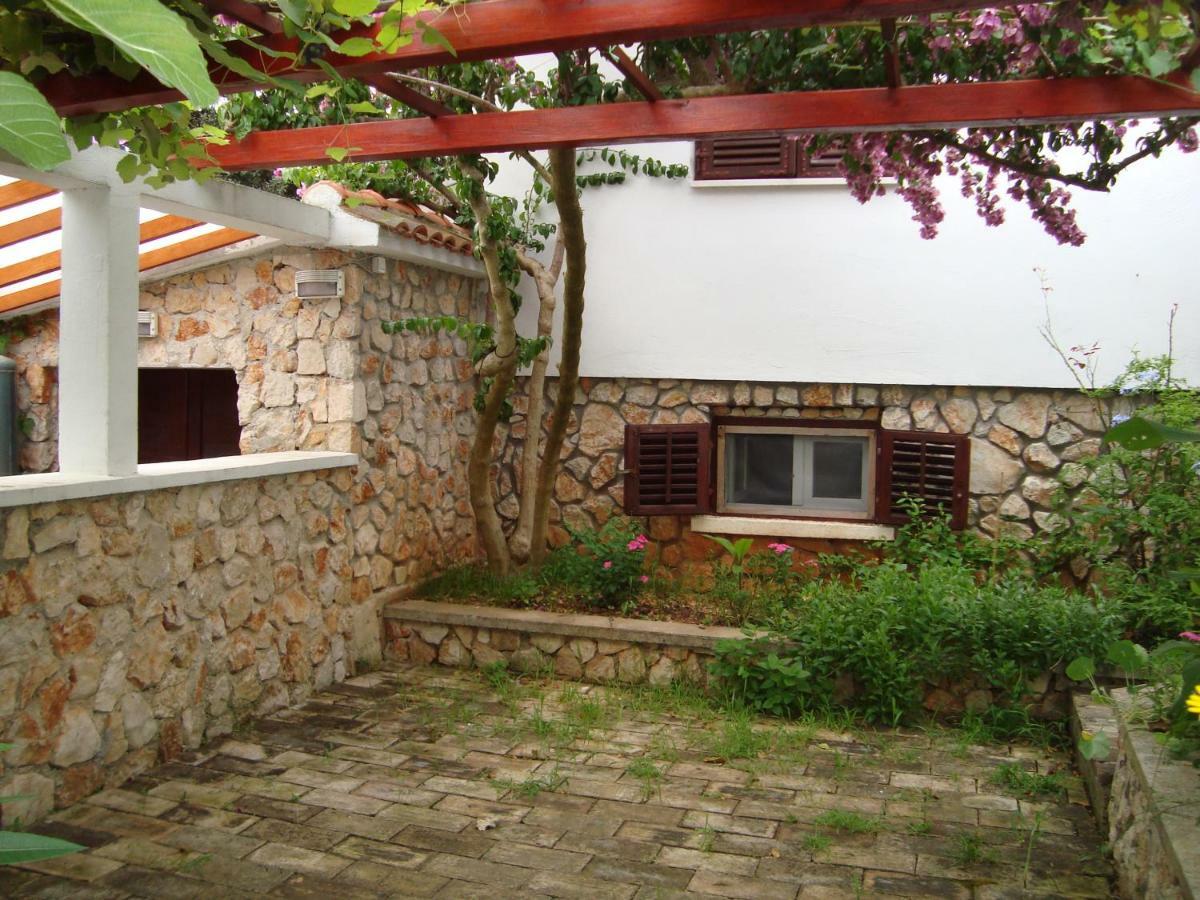 Apartments Lovor Silba Exterior foto