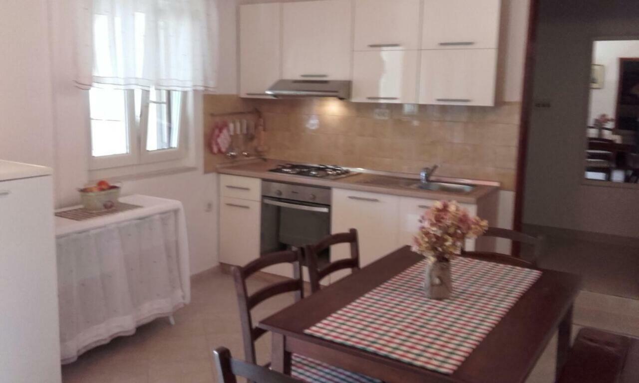 Apartments Lovor Silba Exterior foto