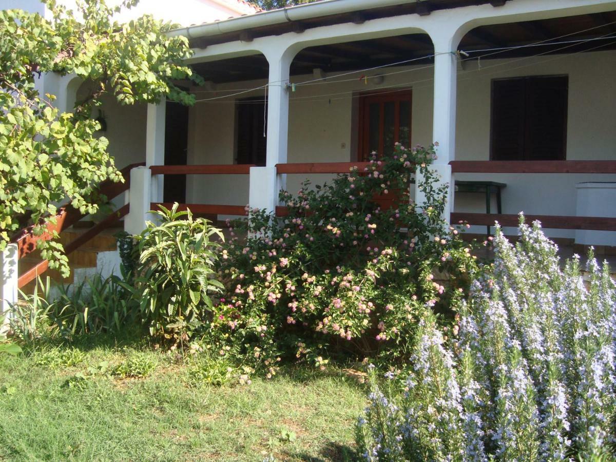 Apartments Lovor Silba Exterior foto